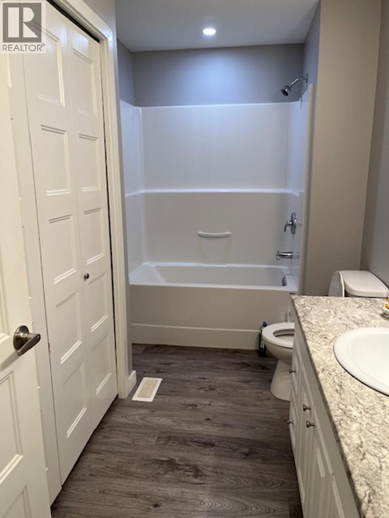 488 EVERGREEN CRESCENT - 15