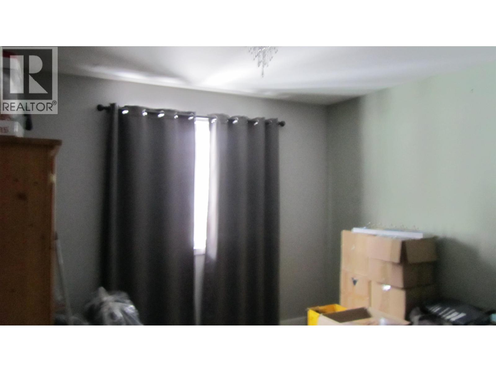 488 EVERGREEN CRESCENT - 9