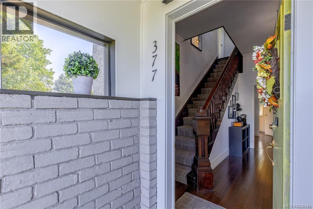 377 Milton St - 22