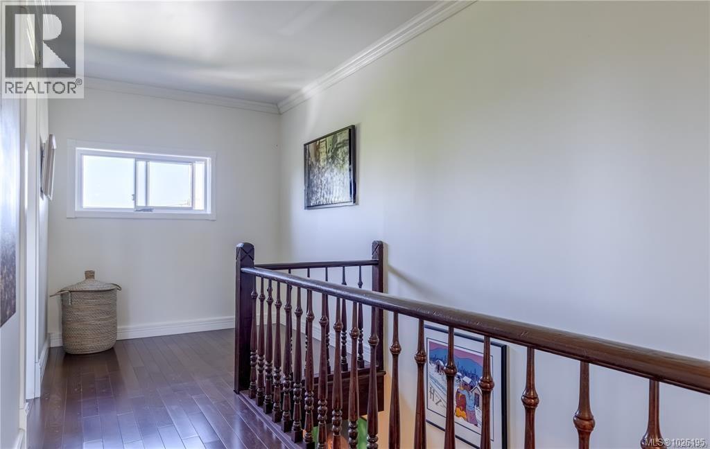 377 Milton St - 33