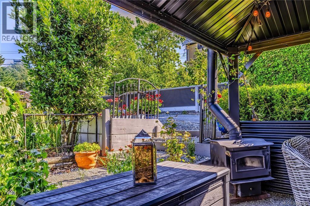 377 Milton St - 63