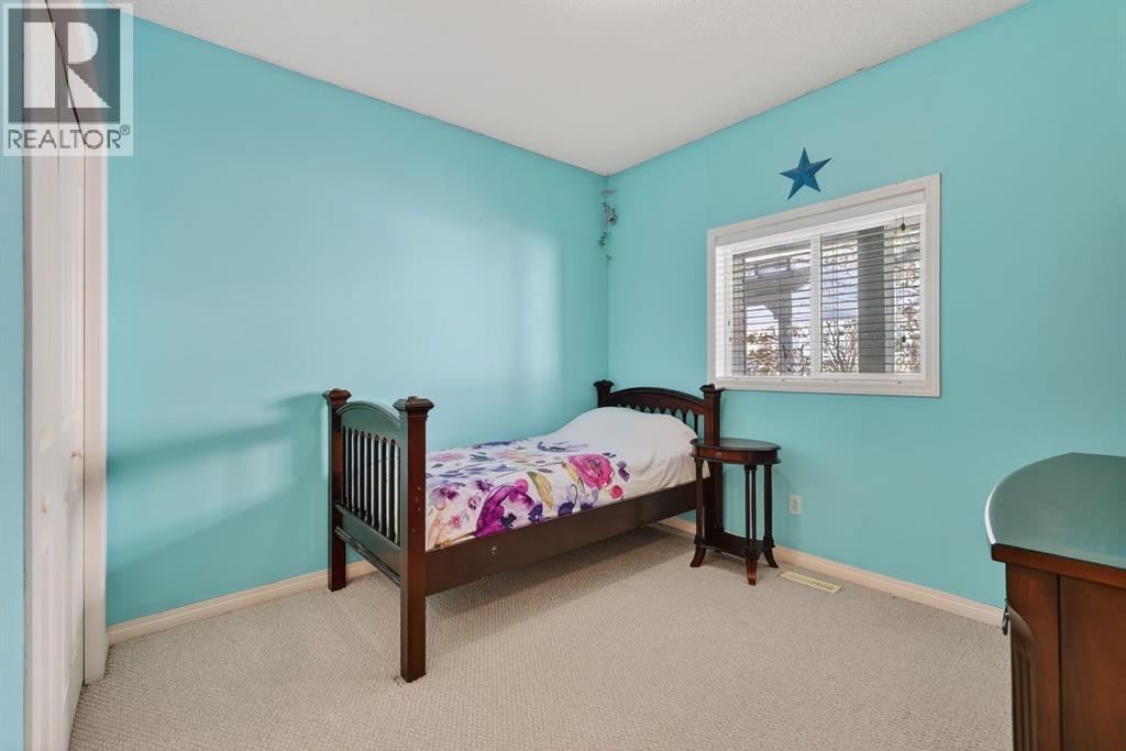 Single Family House Bi-level for Sale in  Mt Douglas Court SE McKenzie Lake Calgary 