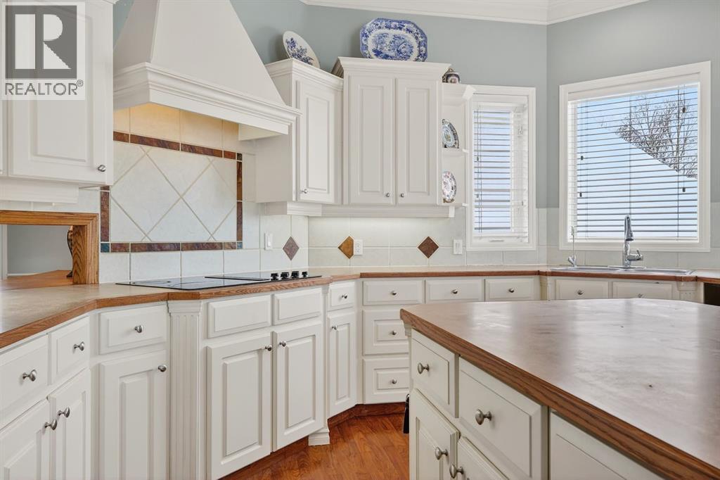 Single Family House Bi-level for Sale in  Mt Douglas Court SE McKenzie Lake Calgary 