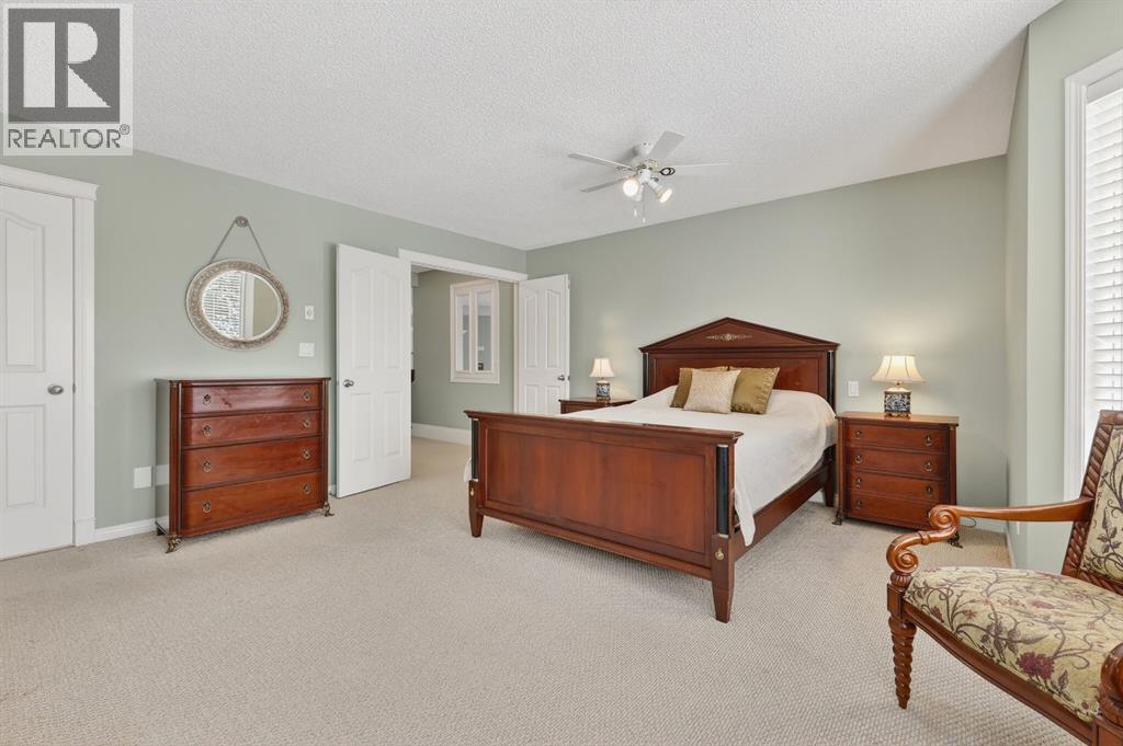 Single Family House Bi-level for Sale in  Mt Douglas Court SE McKenzie Lake Calgary 