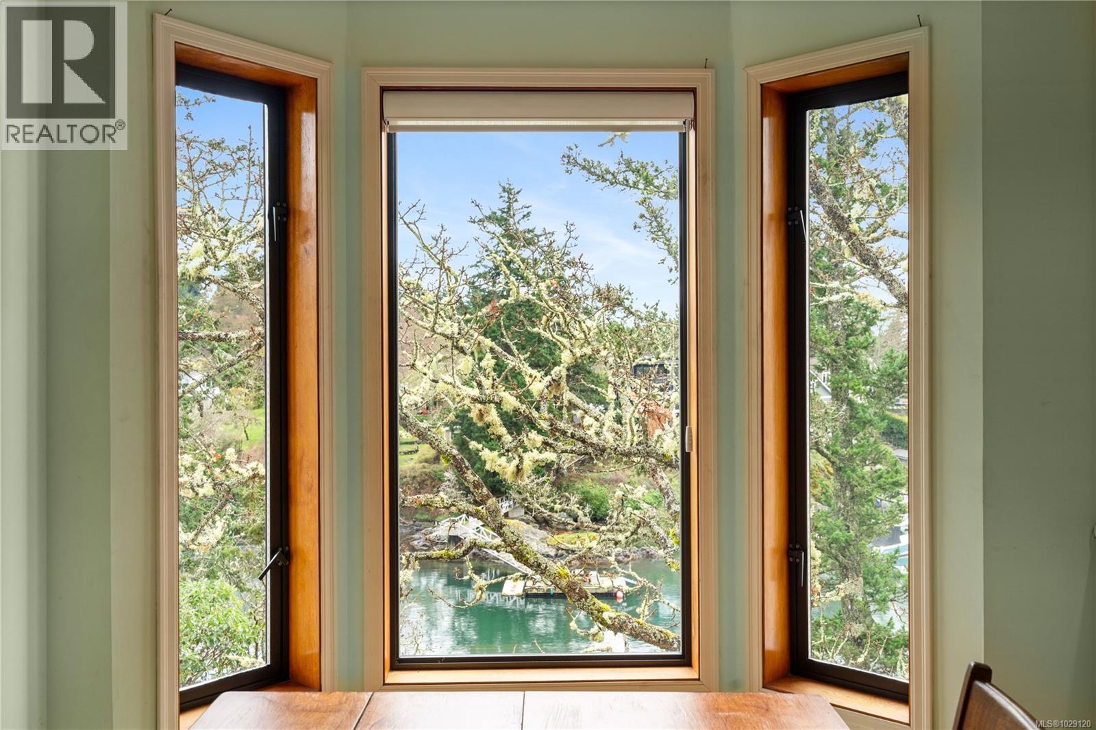  312 Bessborough Avenue, View Royal