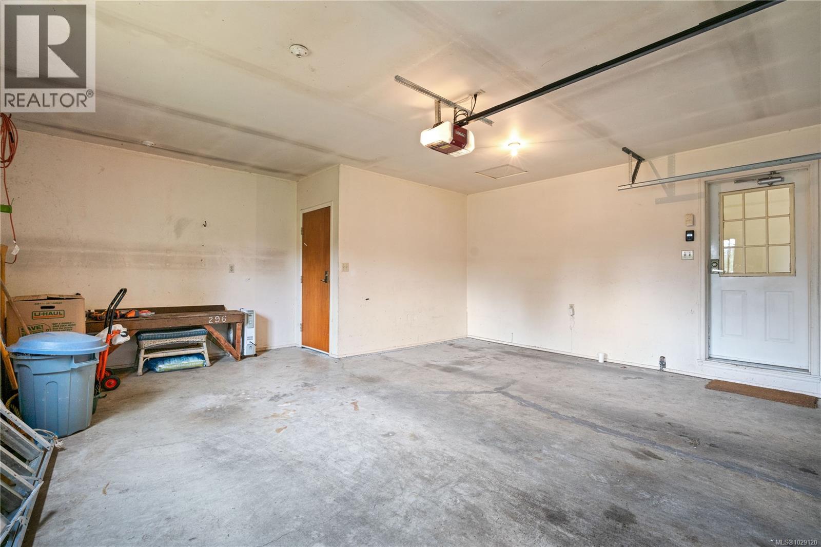  312 Bessborough Avenue, View Royal