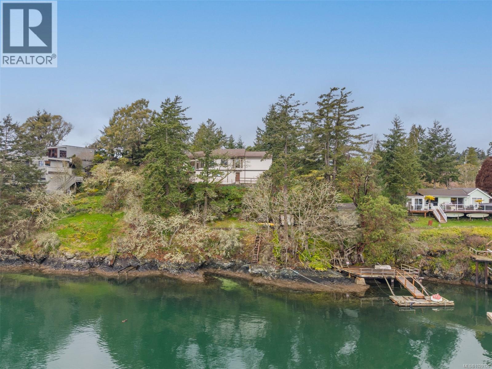  312 Bessborough Avenue, View Royal