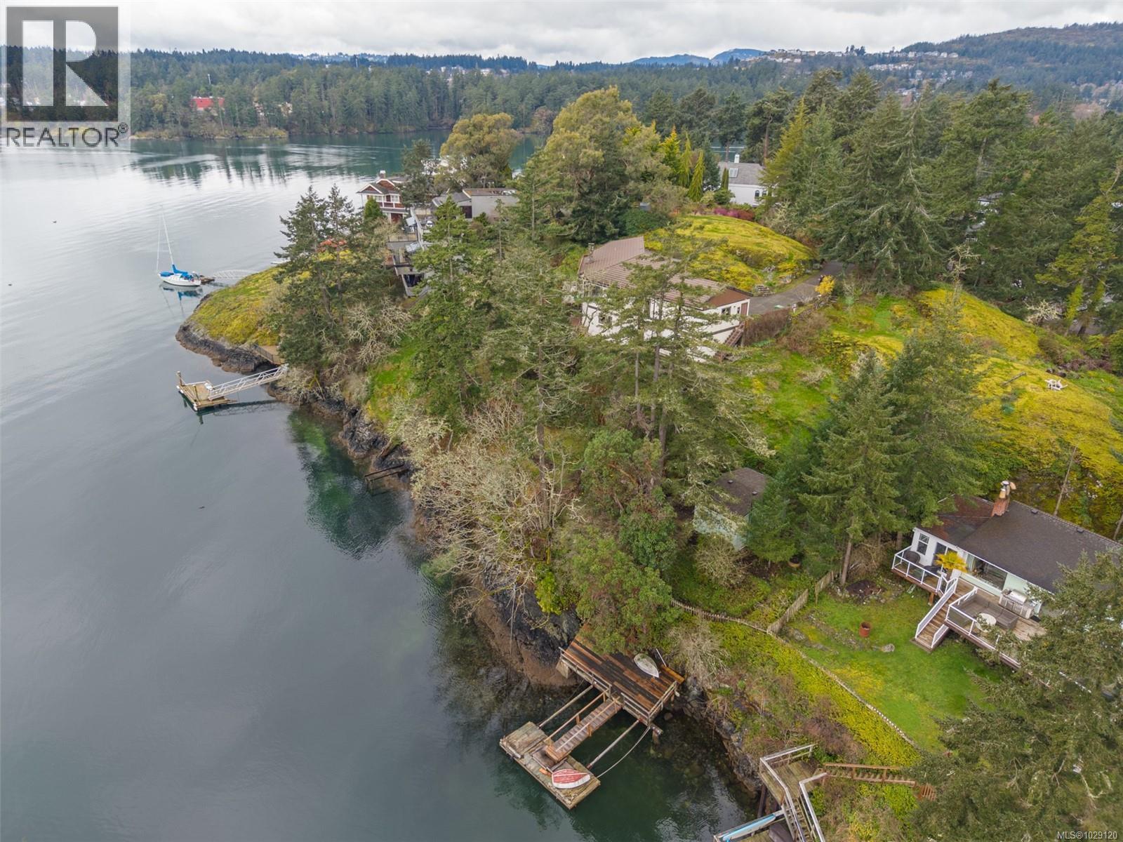  312 Bessborough Avenue, View Royal