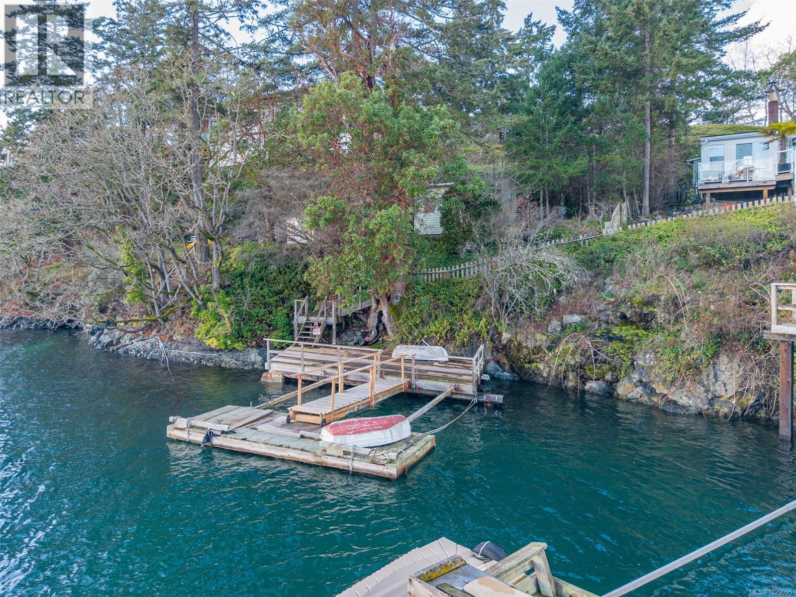  310 Bessborough Avenue, View Royal