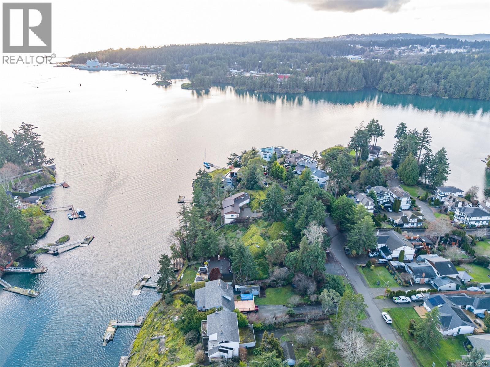  310 Bessborough Avenue, View Royal