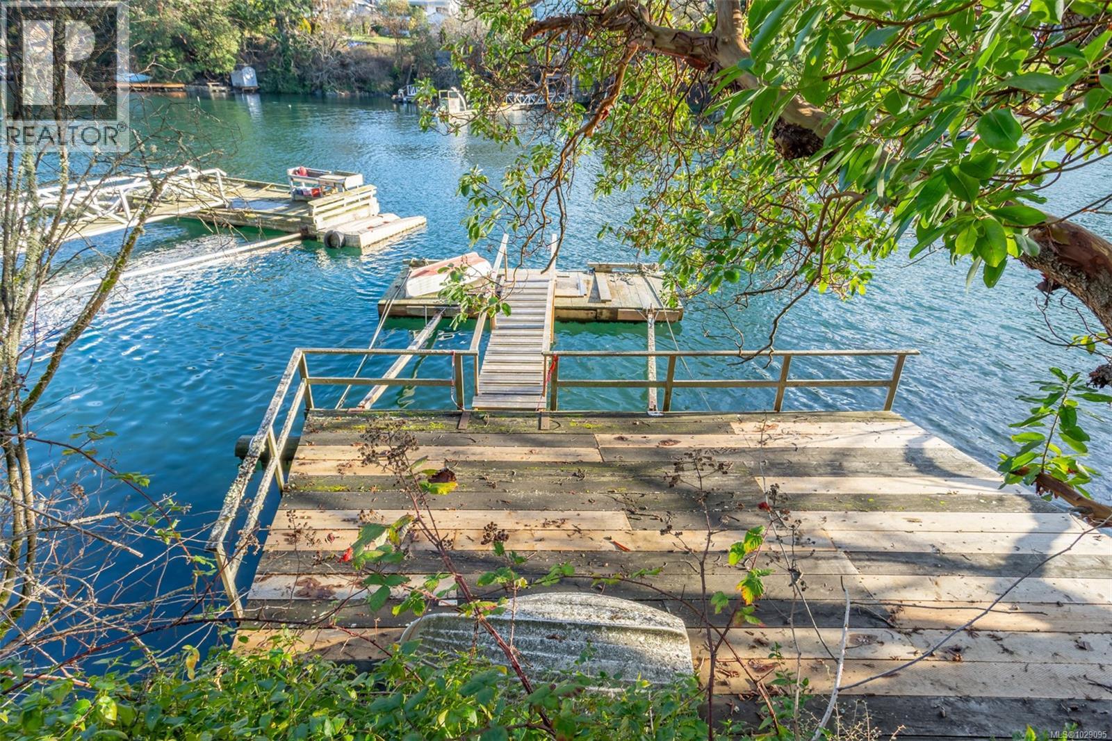  310 Bessborough Avenue, View Royal