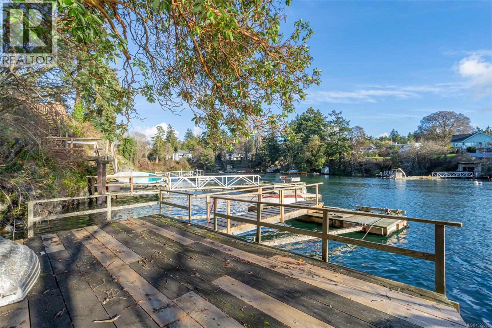  310 Bessborough Avenue, View Royal