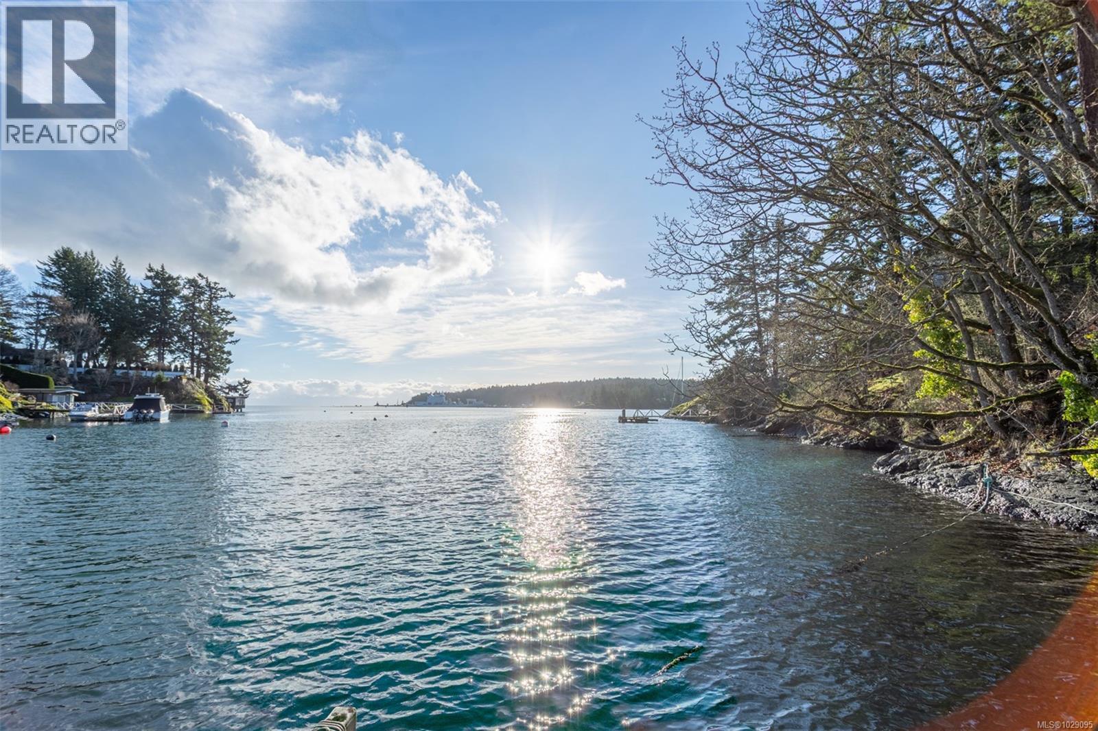  310 Bessborough Avenue, View Royal