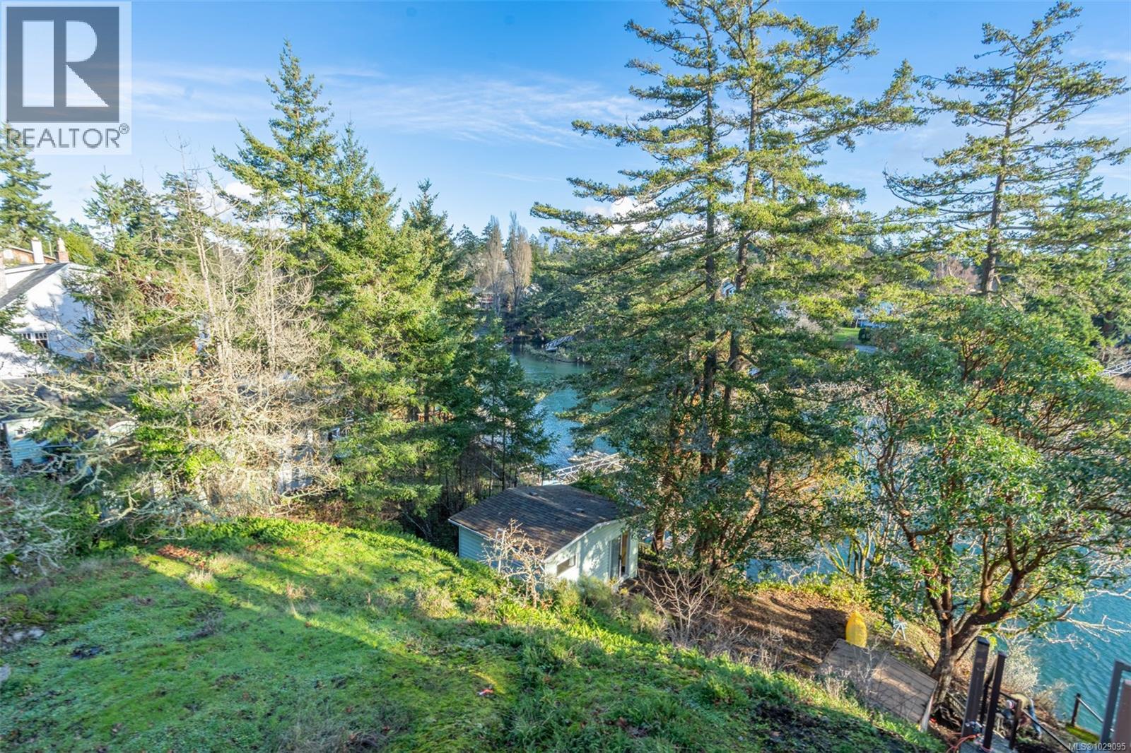  310 Bessborough Avenue, View Royal