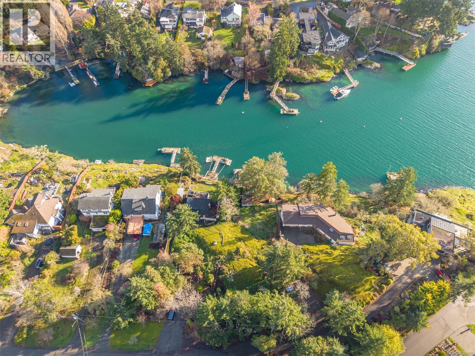  310 Bessborough Avenue, View Royal