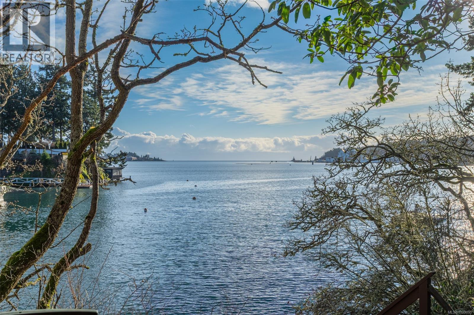  310 Bessborough Avenue, View Royal