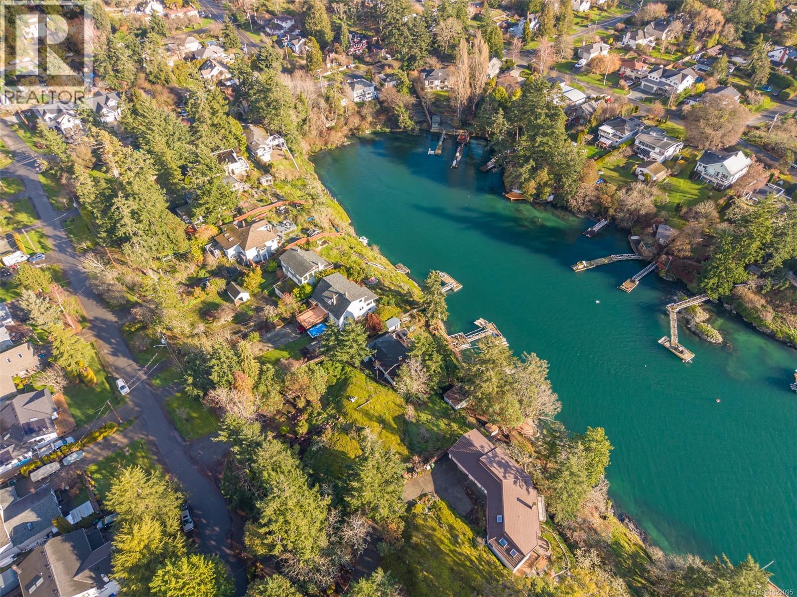  310 Bessborough Avenue, View Royal