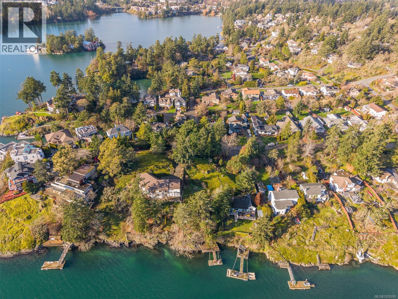  310 Bessborough Avenue, View Royal