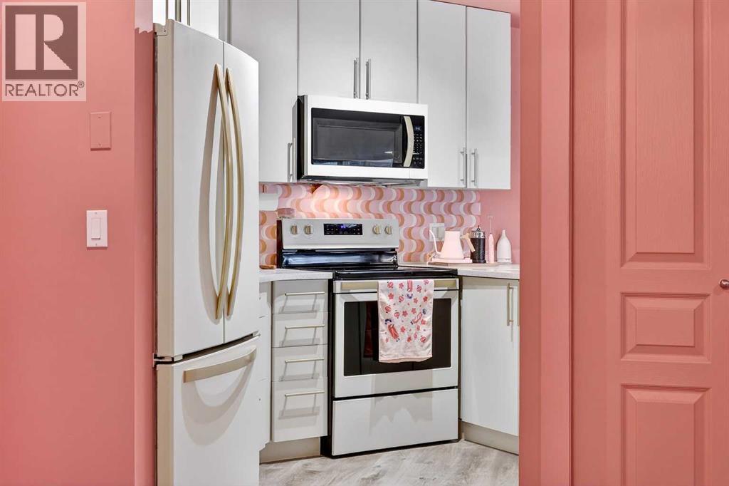 Single Family House for Sale in   Richard Place SW Lincoln Park Calgary 