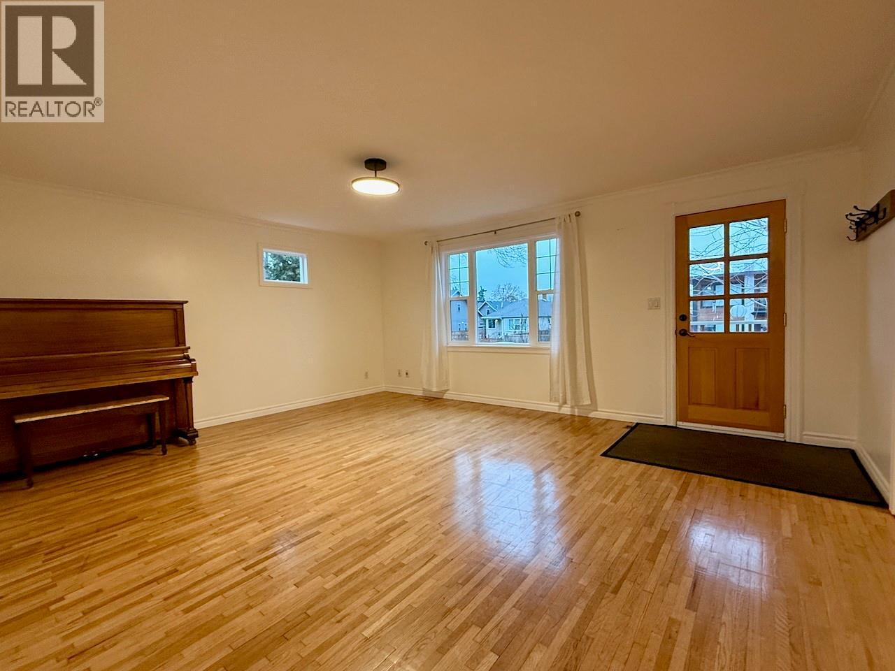 640 ROANOKE Avenue, Kelowna