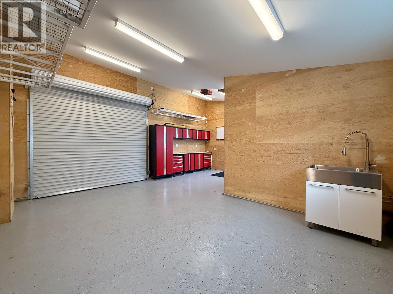 640 ROANOKE Avenue, Kelowna