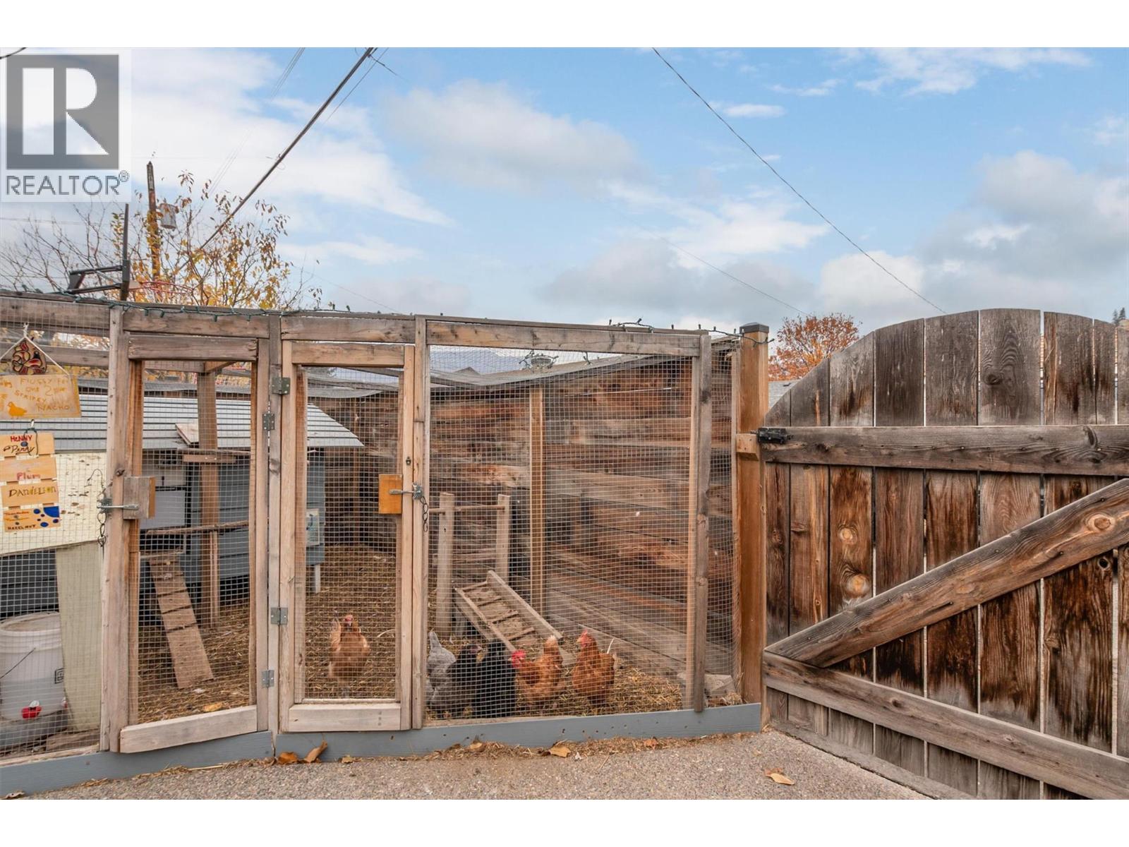 640 ROANOKE Avenue, Kelowna