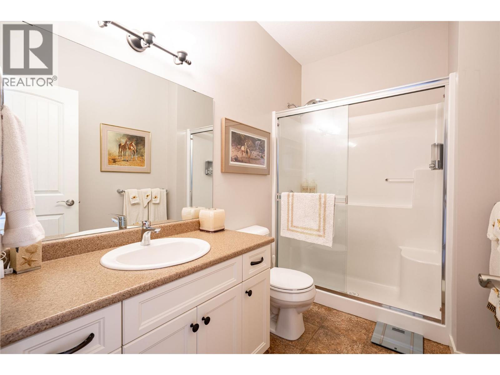 2444 York Avenue Unit# 27, Armstrong