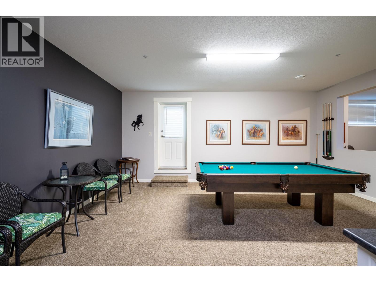 2444 York Avenue Unit# 27, Armstrong