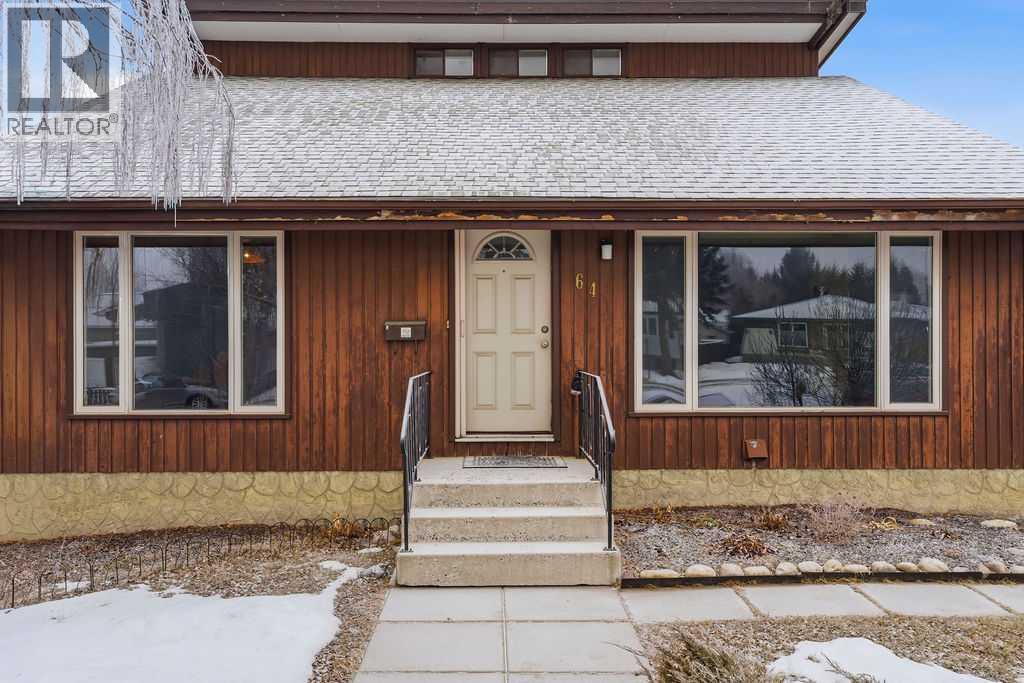 Single Family House for Sale in  Doverview Place SE Dover Calgary 