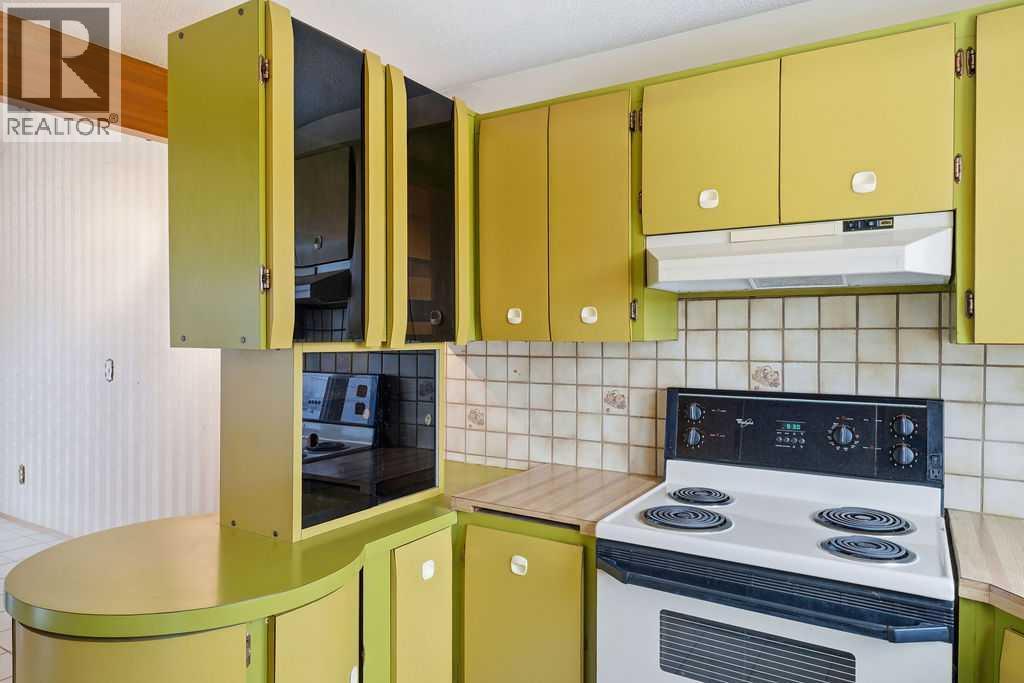 Single Family House for Sale in  Doverview Place SE Dover Calgary 