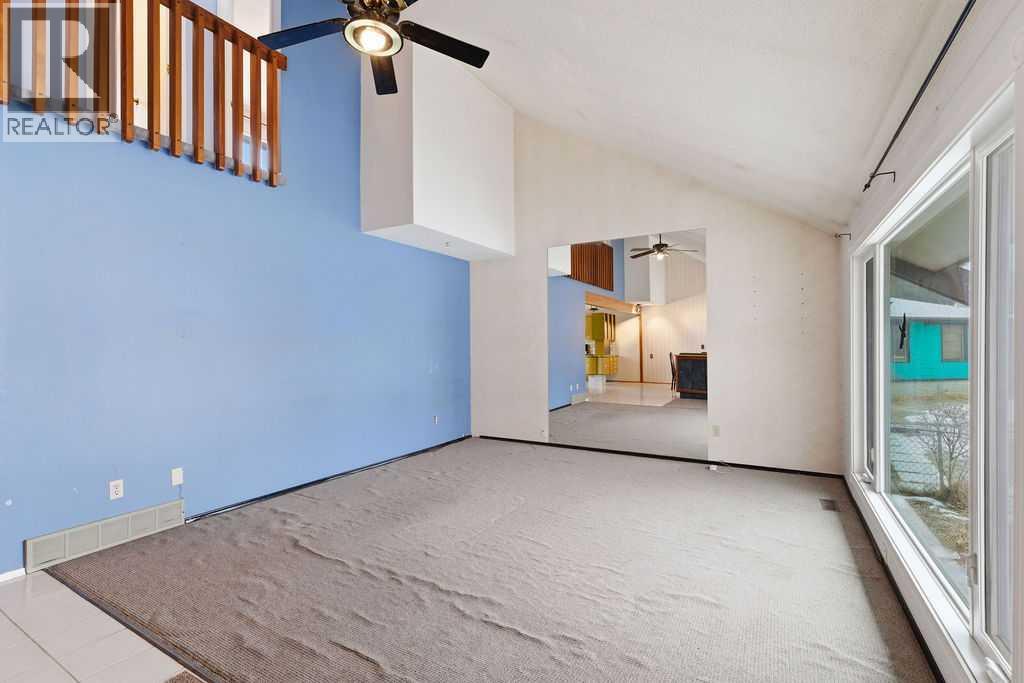 Single Family House for Sale in  Doverview Place SE Dover Calgary 