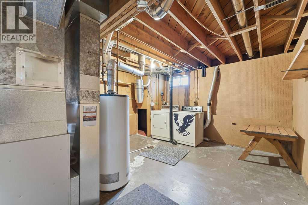 Single Family House for Sale in  Doverview Place SE Dover Calgary 