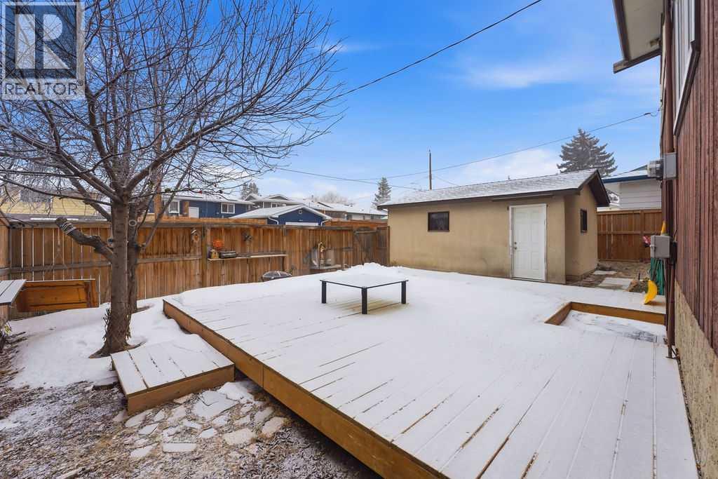 Single Family House for Sale in  Doverview Place SE Dover Calgary 