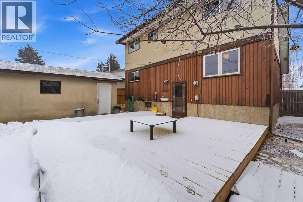 Single Family House for Sale in  Doverview Place SE Dover Calgary 