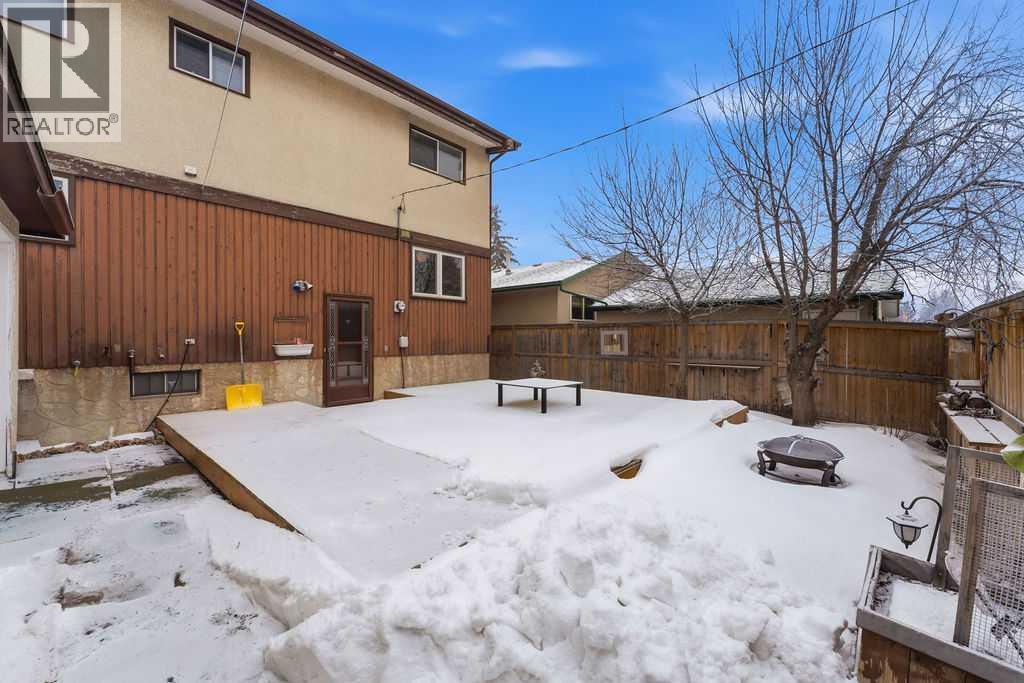 Single Family House for Sale in  Doverview Place SE Dover Calgary 