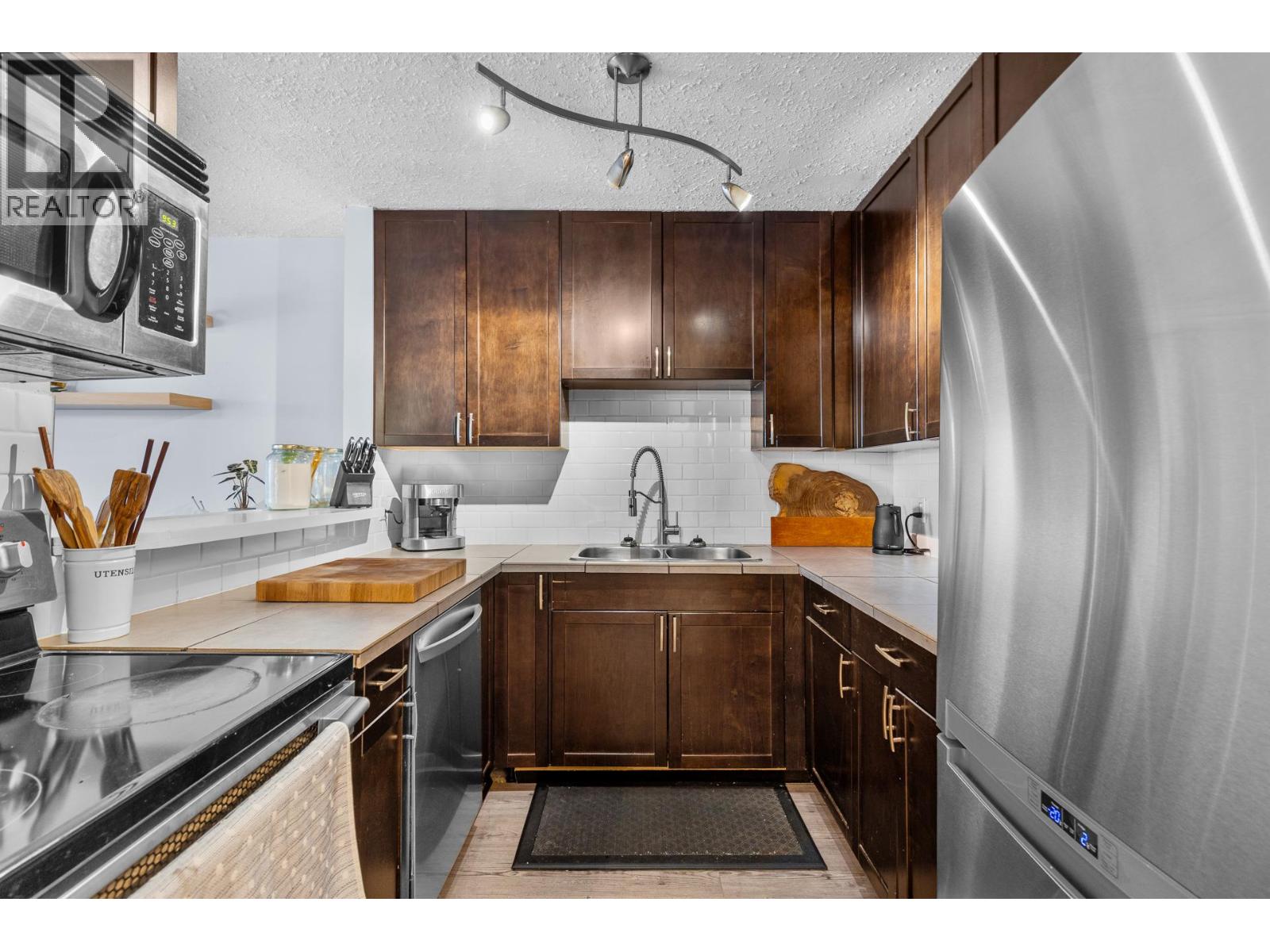 1665 Ufton Court Unit# 227, Kelowna