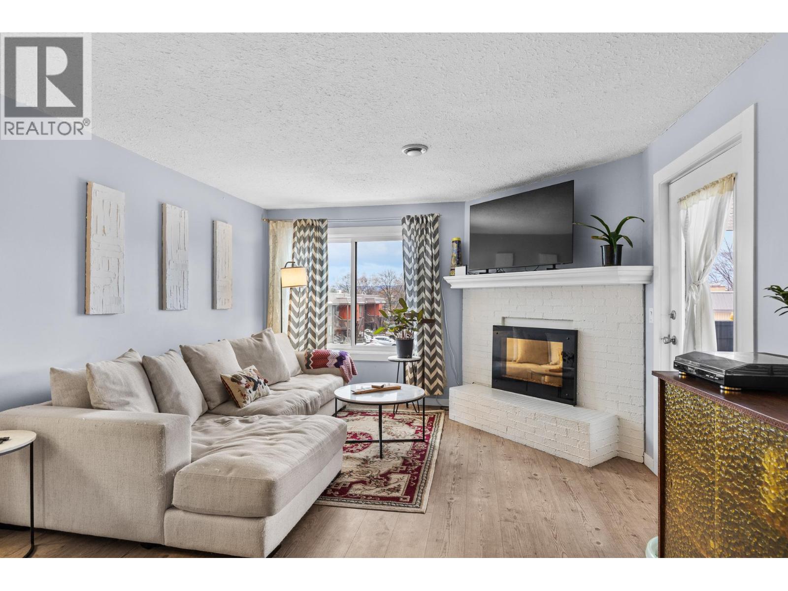 1665 Ufton Court Unit# 227, Kelowna