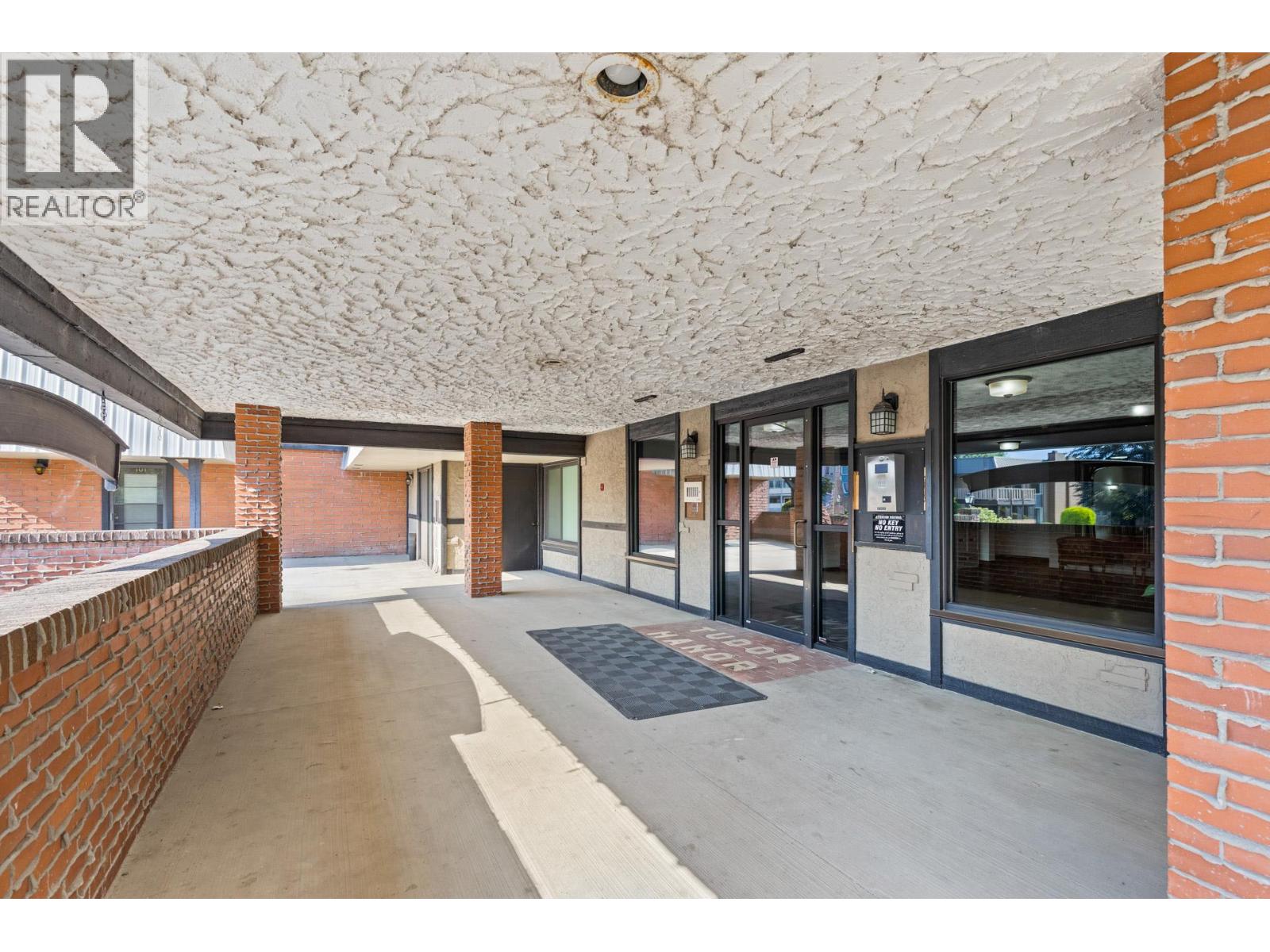 1665 Ufton Court Unit# 227, Kelowna