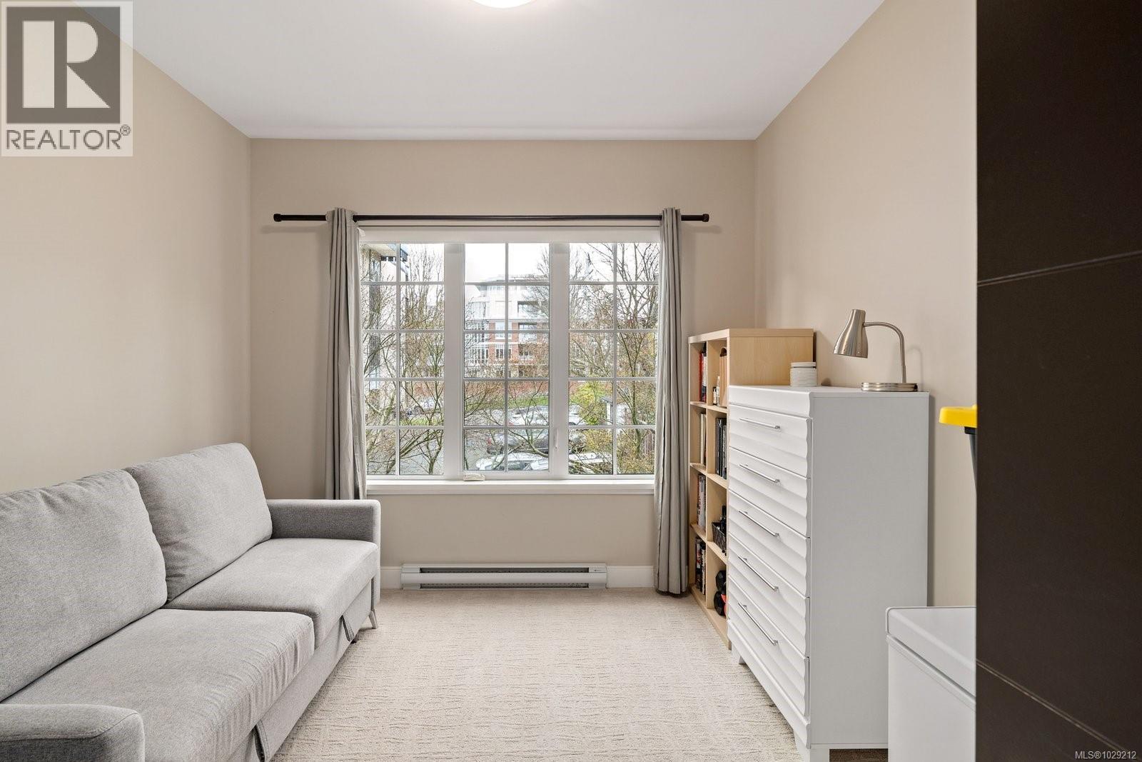 #204 1011 BURDETT AVE - 15