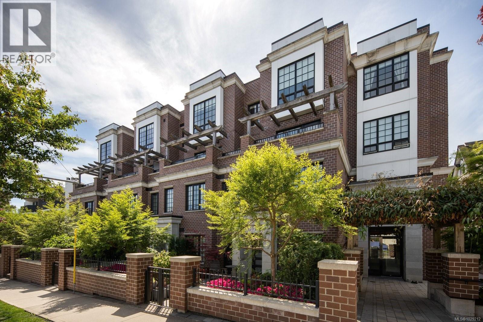 #204 1011 BURDETT AVE - Image 2