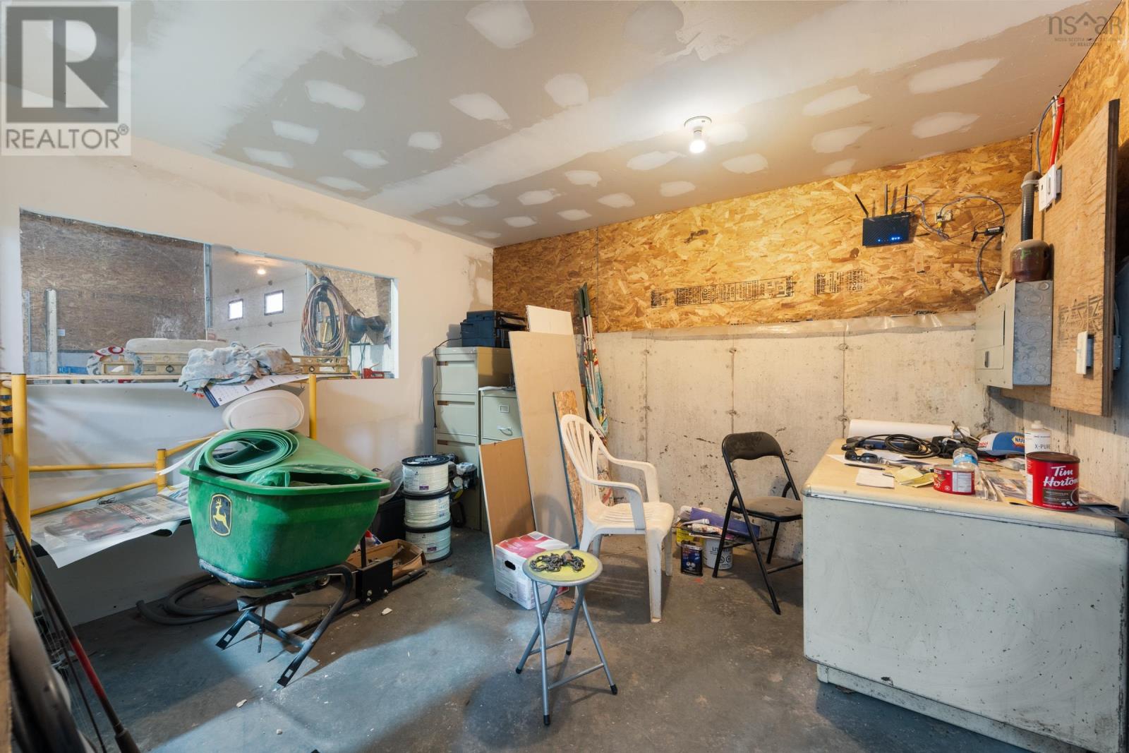 Property 34 of 41 of 31 Pleasant Street