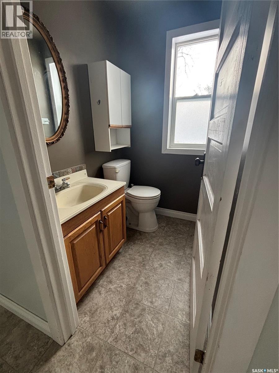 331 3RD AVENUE W - 5