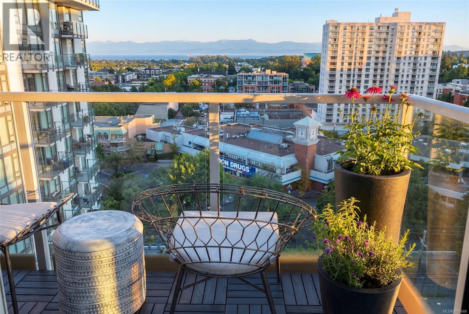 1202 989 Johnson St, Victoria