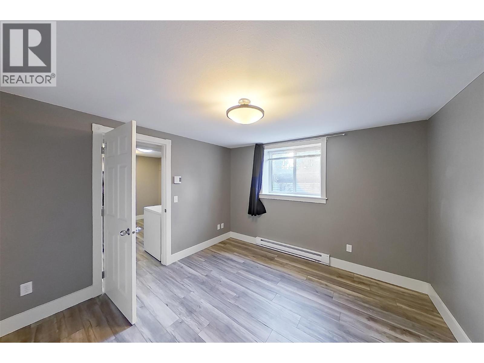 #9 500 Lester Road - 22