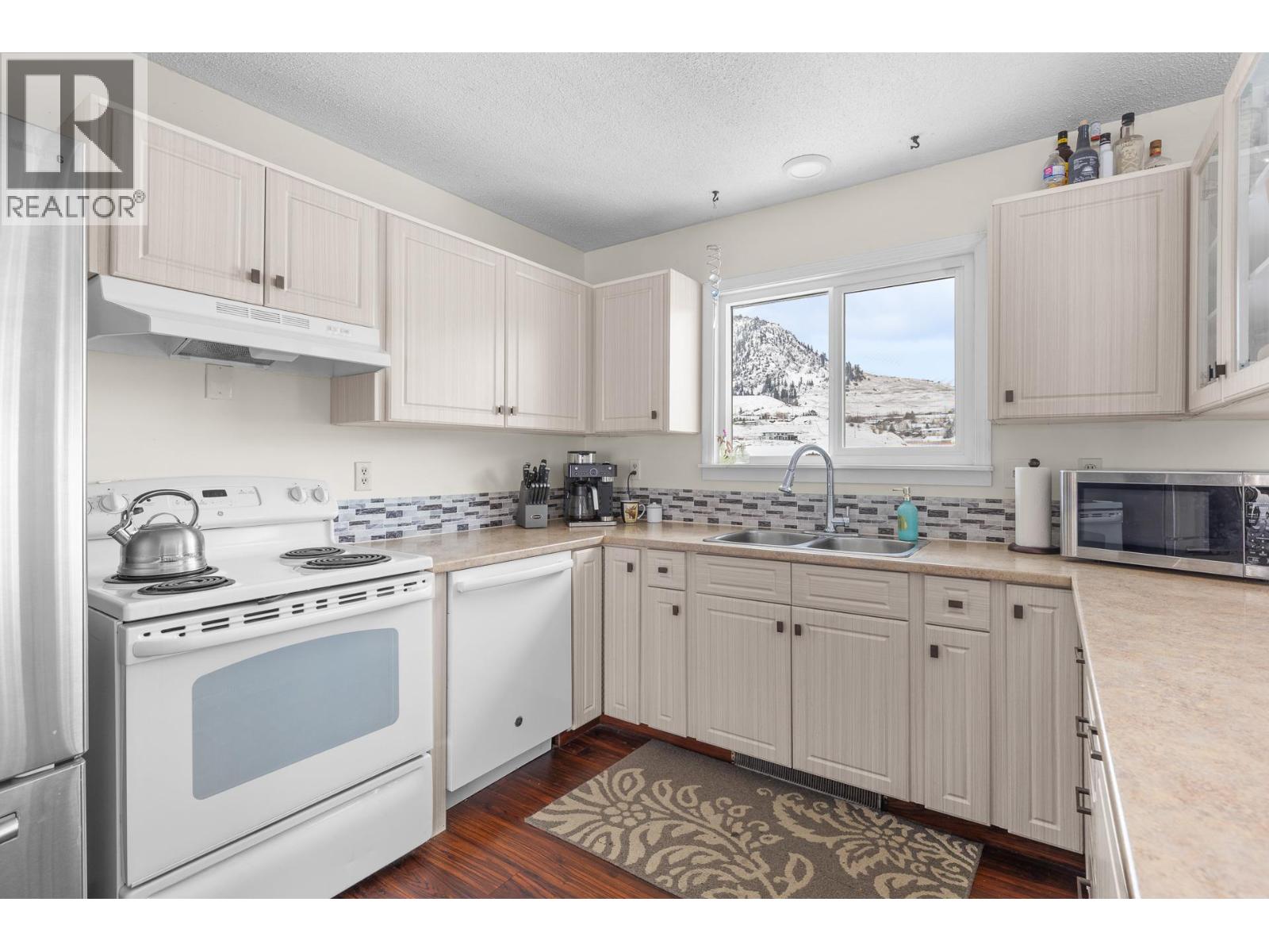 2001 Gallagher Road, Kelowna