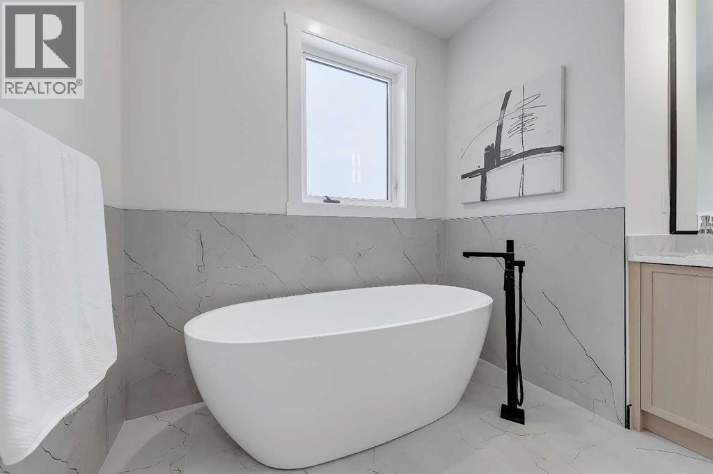 Single Family House for Sale in  A Street SW Killarney/Glengarry Calgary 