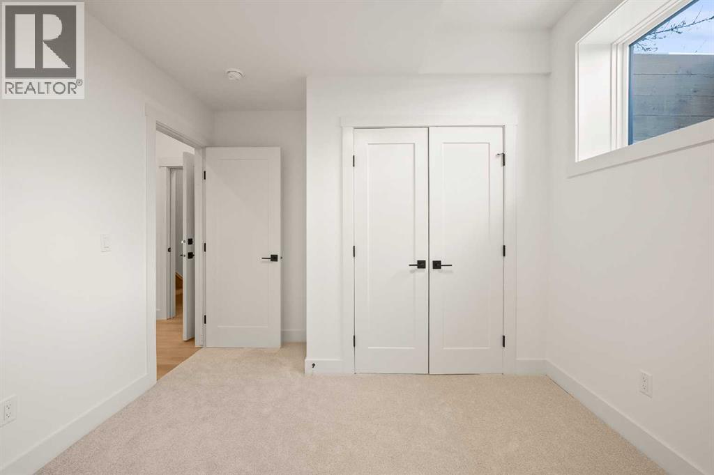 Single Family House for Sale in   Avenue NW Banff Trail Calgary 