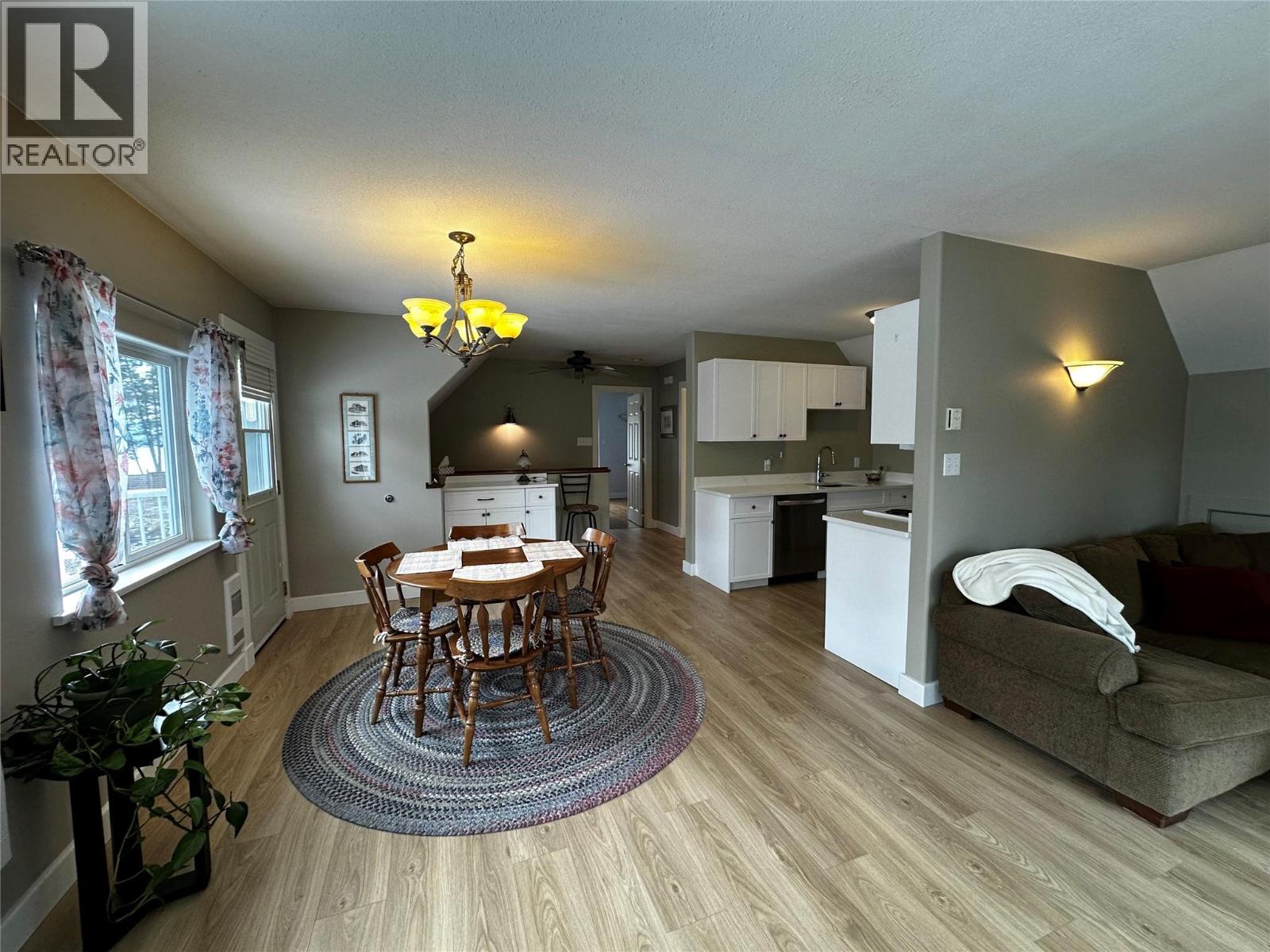 7245 Dunwaters Road, Kelowna