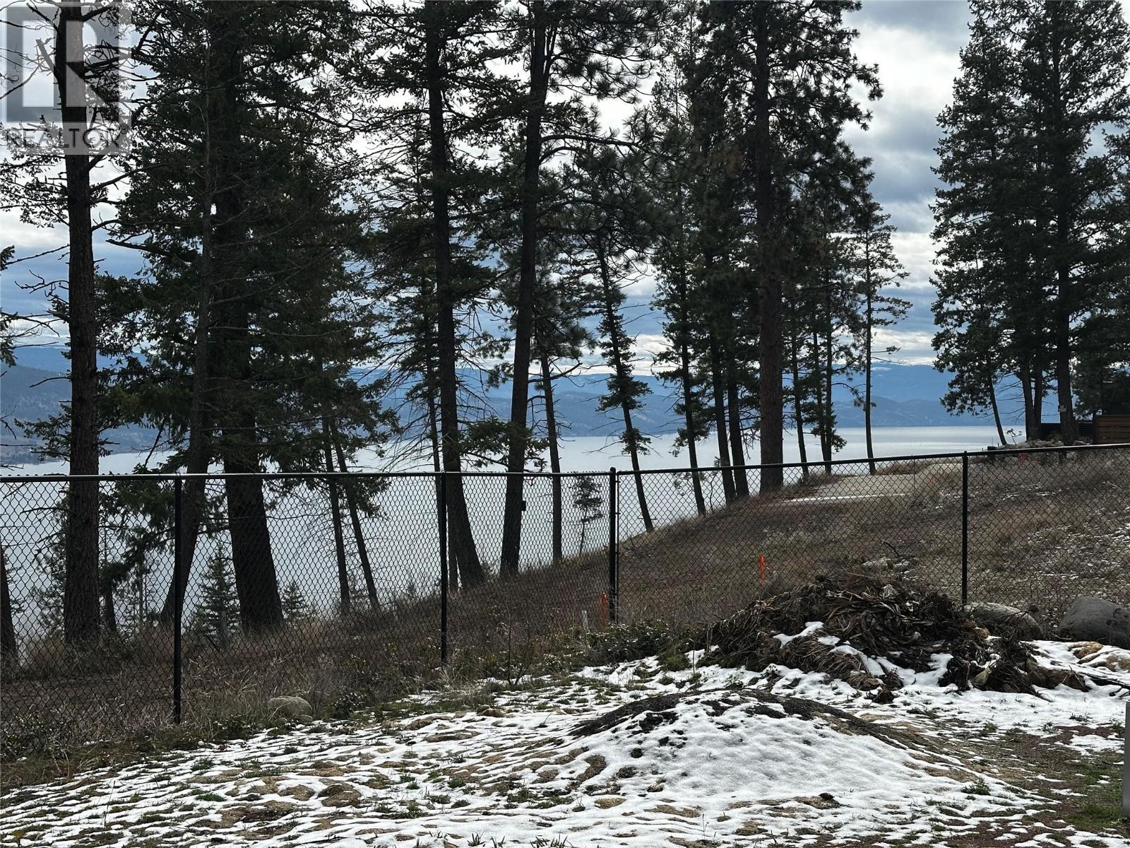 7245 Dunwaters Road, Kelowna