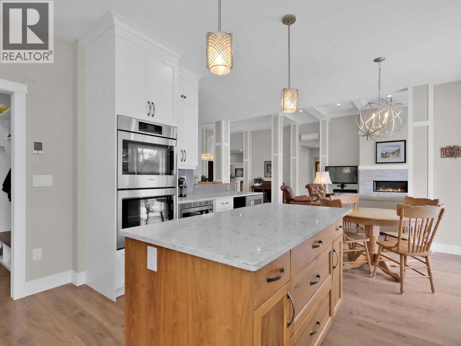 7255 Dunwaters Road, Kelowna